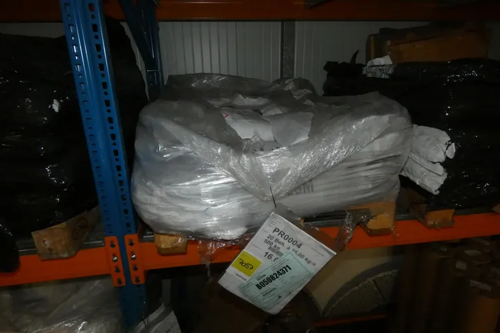 Konvolut Material, trowalpur ESM/ESM-S25 Pulver Umfang: Palette mit Inhalt